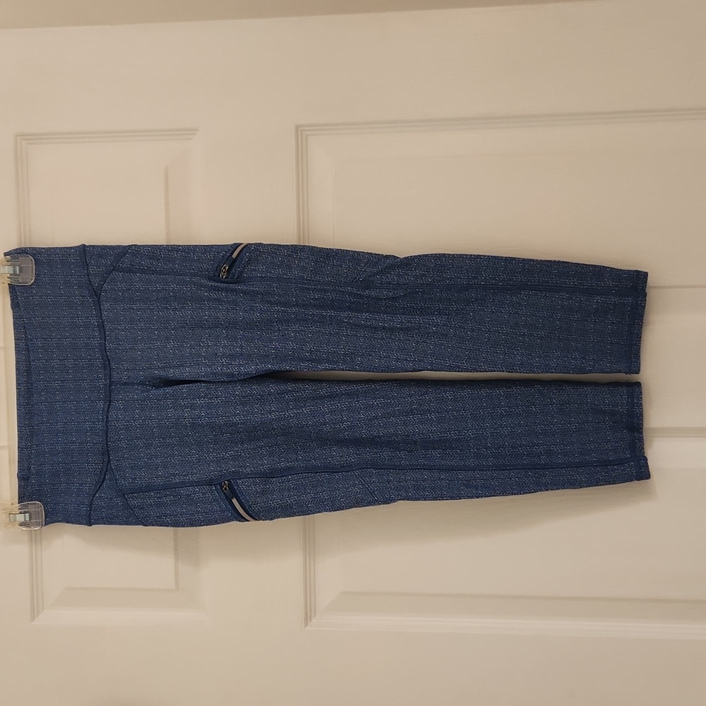 Blue Cropped Leggings